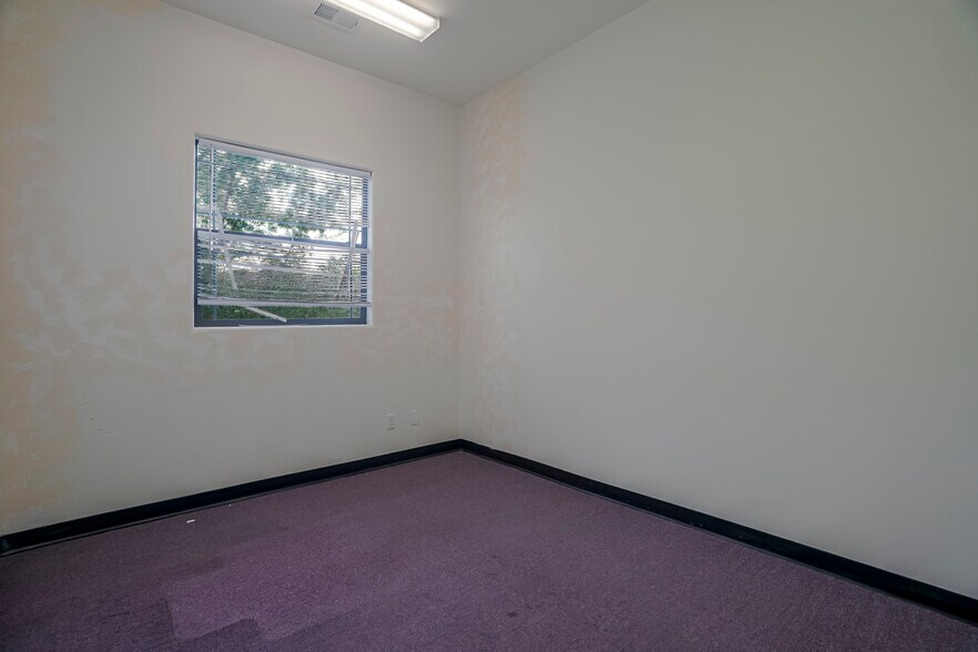 More Photos Of 3107 Clearwater Dr, Prescott Office For Sale