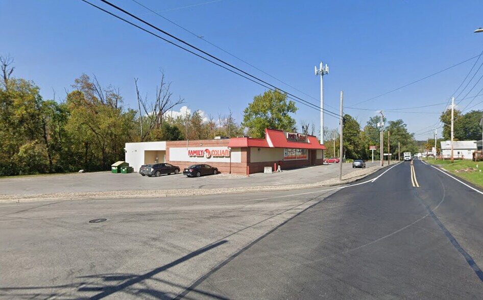 More Photos Of 204 S Wausau Rd, Middleburg General Retail For Sale