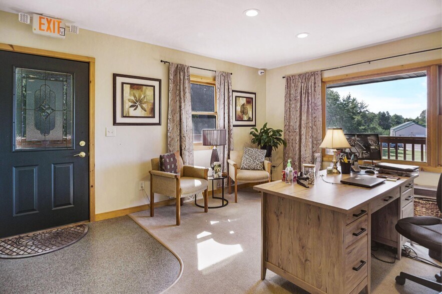 More Photos Of 8778 Earls Ct, Woodruff Office For Sale