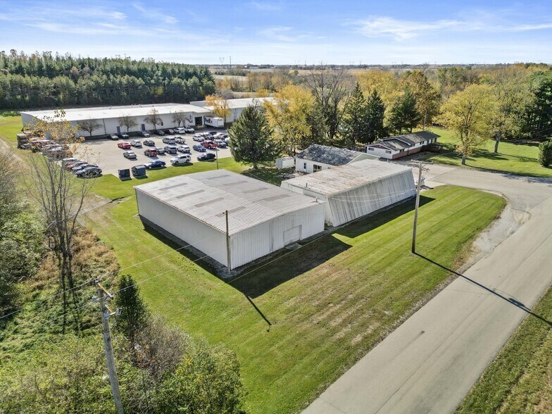 More Photos Of 311 E Corning Rd, Beecher Warehouse For Sale