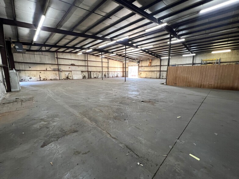 More Photos Of 1100 Culp Rd, Pineville Warehouse For Lease