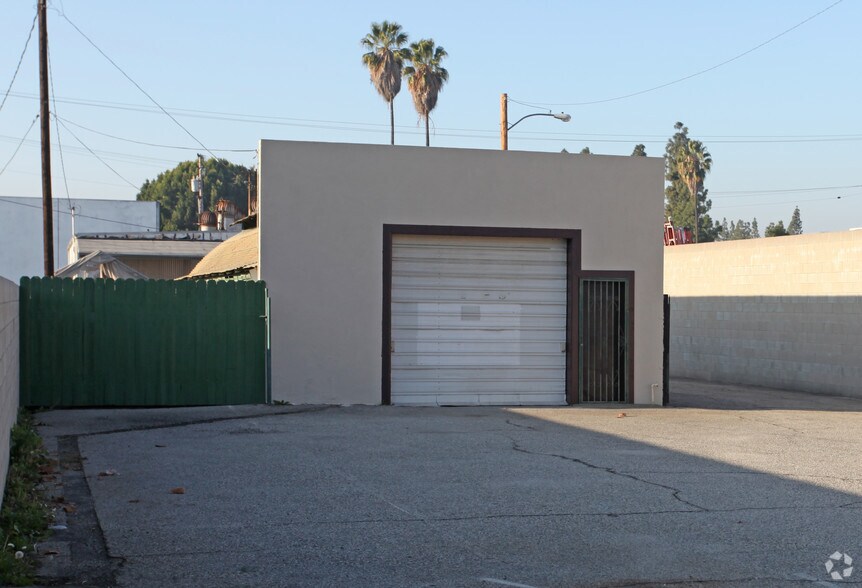 More Photos Of 11404-11404 1/2 Stewart St, El Monte Warehouse For Sale
