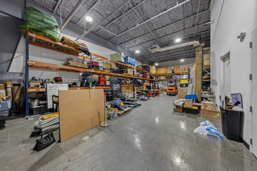 More Photos Of 3095 Soperton Dr, Bluffton Light Distribution For Sale
