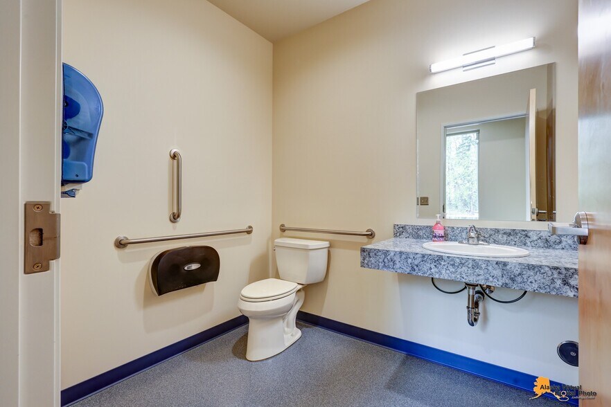 More Photos Of 4551 E Bogard Rd, Wasilla Medical For Sale