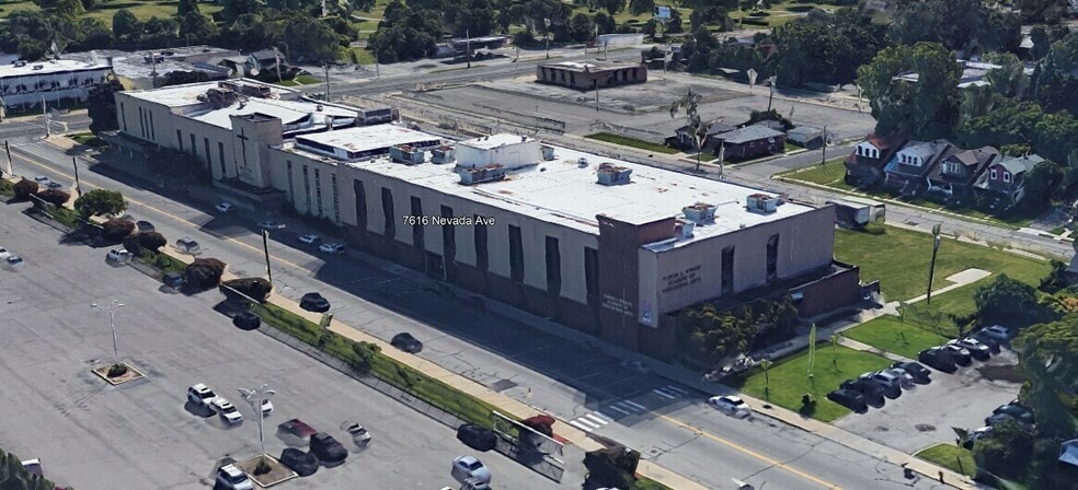 More Photos Of 7616 E Nevada St, Detroit Schools For Lease