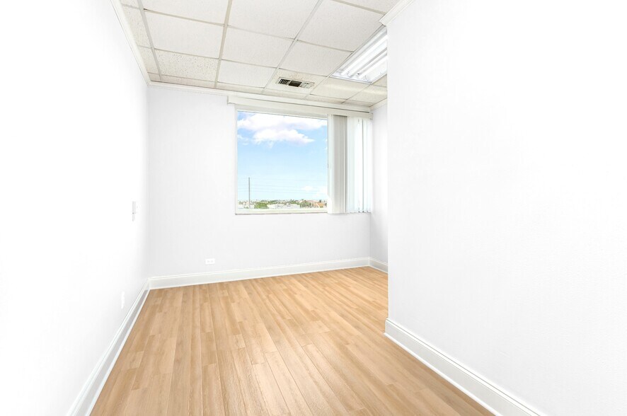 More Photos Of 1980 N Atlantic Ave, Cocoa Beach Medical For Lease