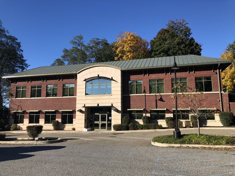 Primary Photo Of 207 Washington St, Poughkeepsie Medical For Lease