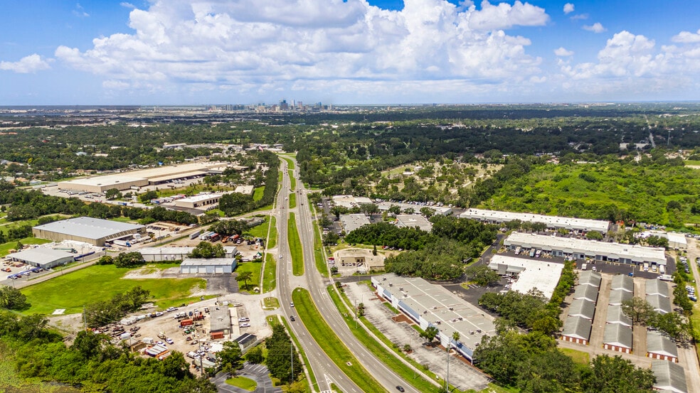 More Photos Of 4612 N 56th St, Tampa Industrial For Lease