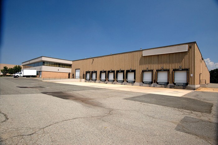 More Photos Of 55 Carter Dr, Edison Office For Lease