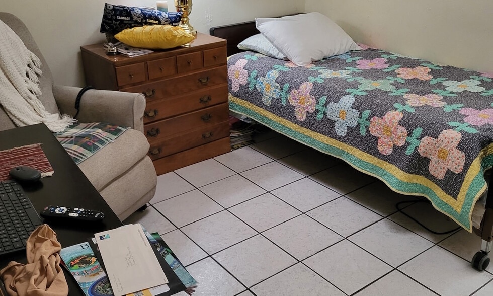 More Photos Of 710 N Mann Ave, Tucson Healthcare For Sale