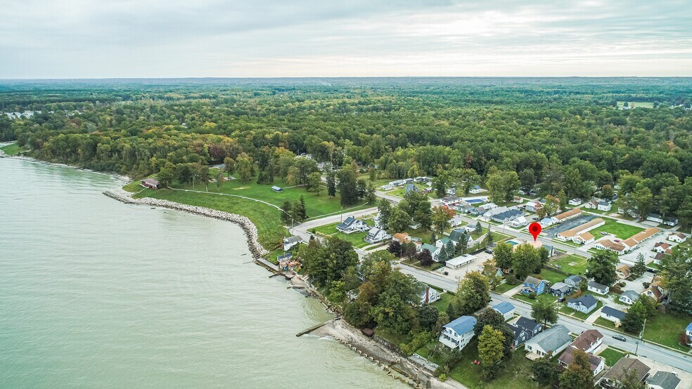 More Photos Of 5169 Lake Rd E, Geneva Hotel For Sale