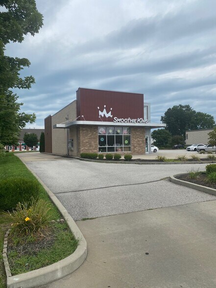 More Photos Of 3784 Elm St, Saint Charles Fast Food For Sale
