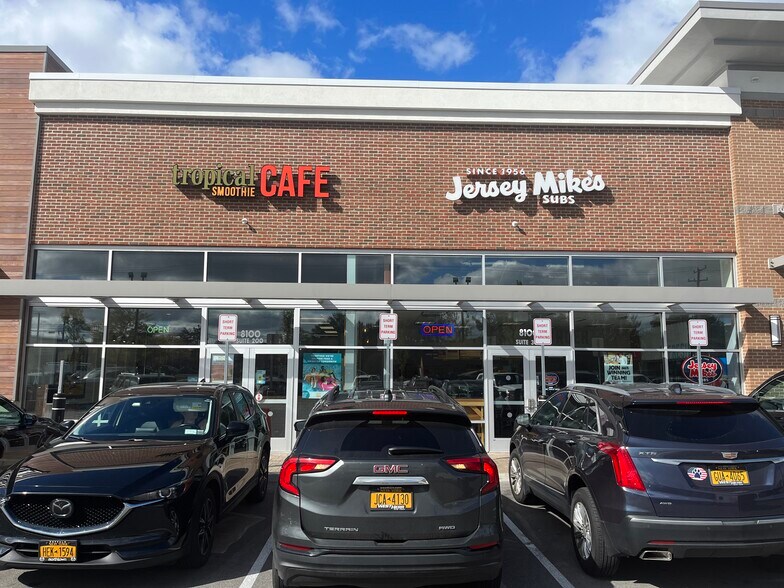 More Photos Of 2379 Maple Rd, Williamsville Unknown For Lease