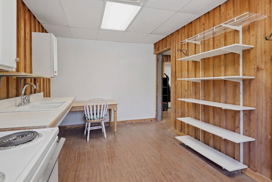 More Photos Of 915 Middle Rd S, Leesburg Industrial For Sale