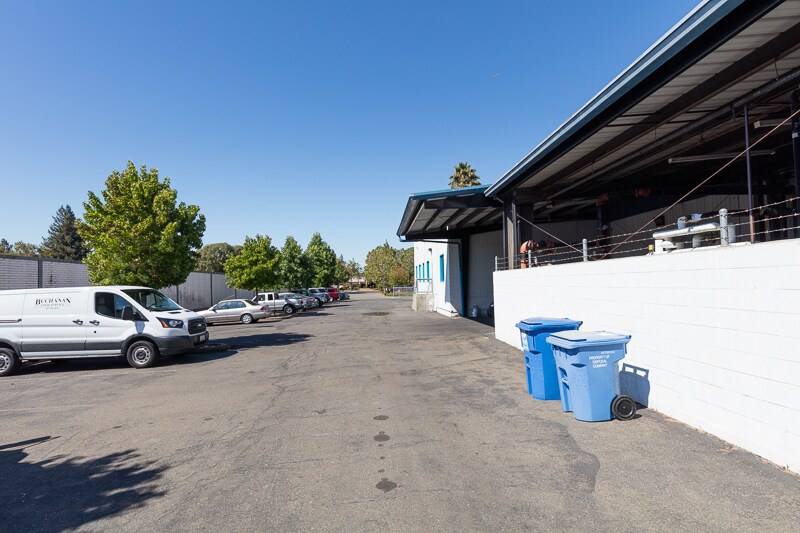 More Photos Of 5980 State Farm Dr, Rohnert Park Distribution For Sale