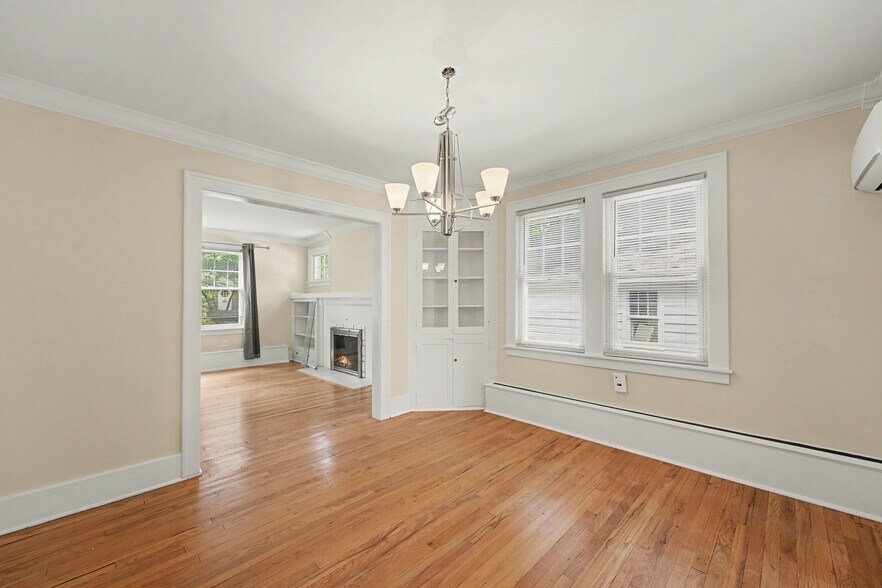 More Photos Of 156 N Worth St, Birmingham Multifamily For Sale