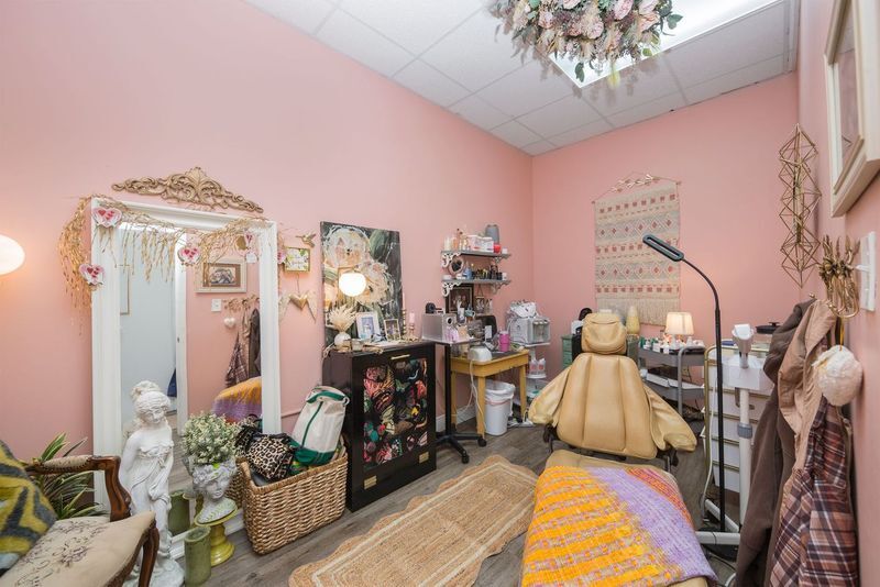 More Photos Of 406-410 N 6th St, West Monroe Light Manufacturing For Sale