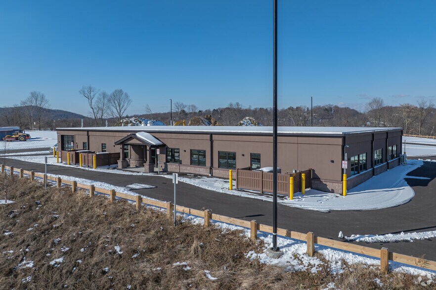 Primary Photo Of 1051 Route 22, Brewster Village Warehouse For Lease
