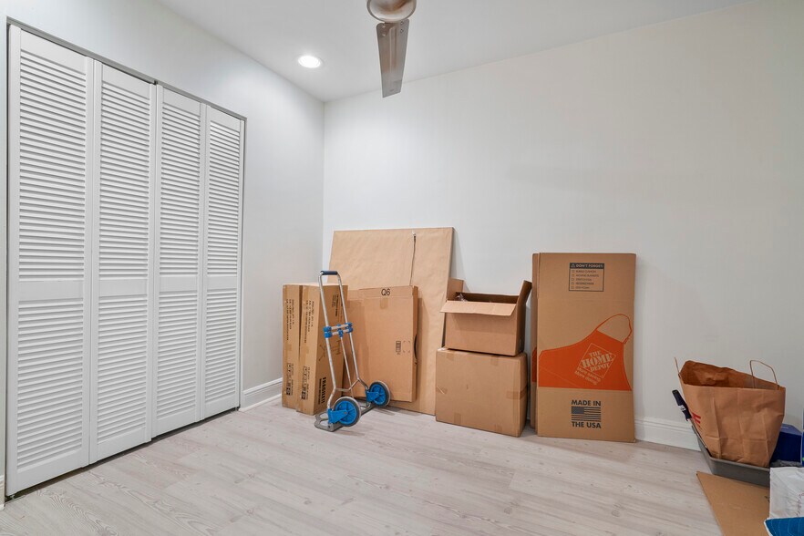 More Photos Of 875 NE 79th St, Miami Loft Creative Space For Lease