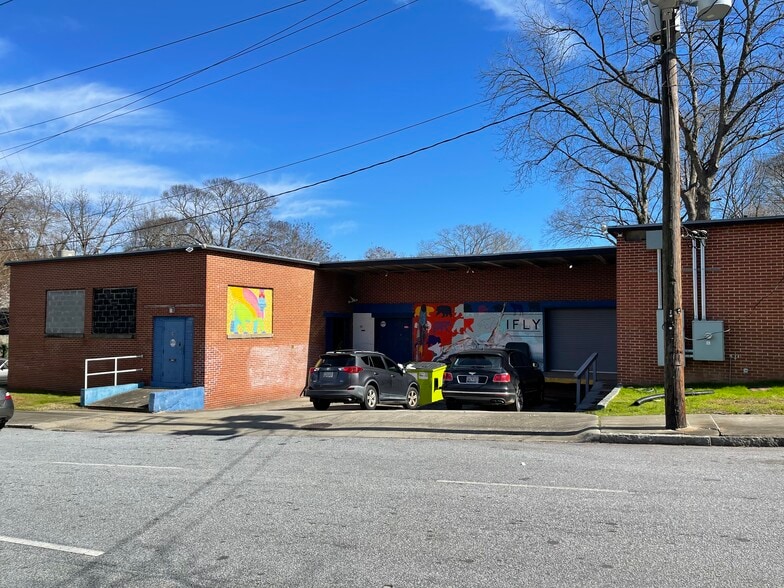 More Photos Of 55 Ormond St, Atlanta Warehouse For Sale