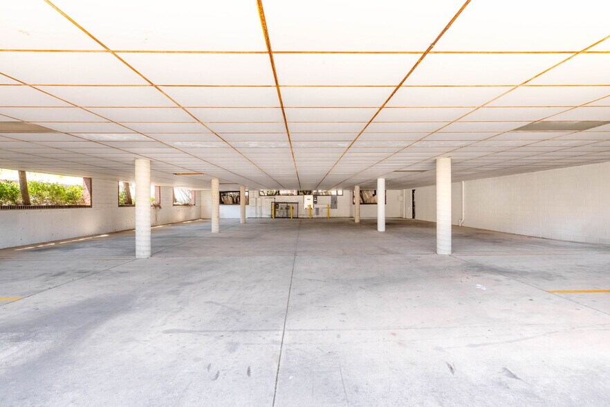 More Photos Of 7418 John Smith, San Antonio Loft Creative Space For Lease