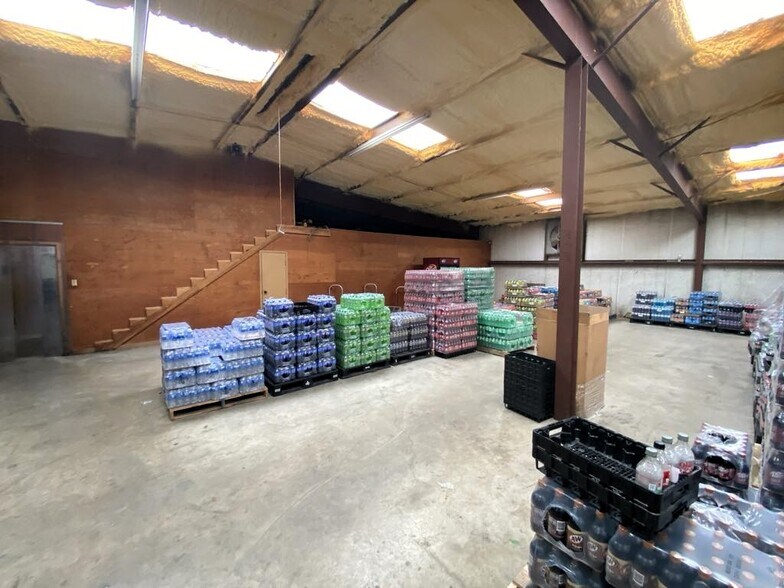 More Photos Of 2400 S Business 45, Corsicana Industrial For Sale