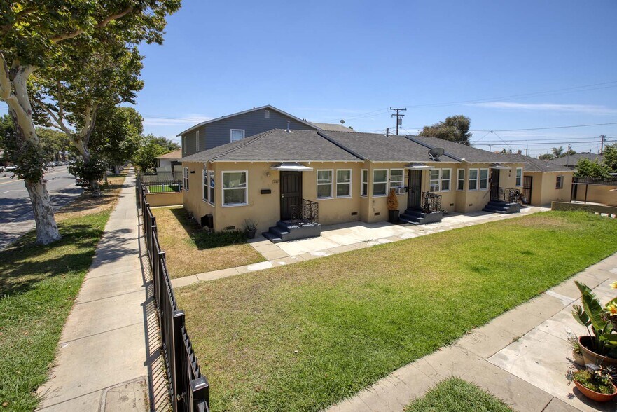 More Photos Of 6438 E Olympic Blvd, East Los Angeles Apartments For Sale