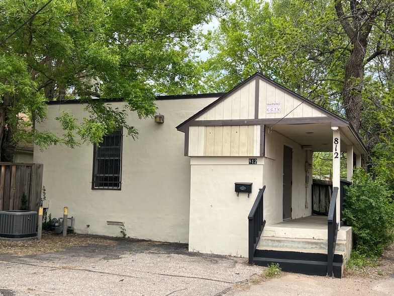 Primary Photo Of 812 W 13th St, Wichita Office For Lease