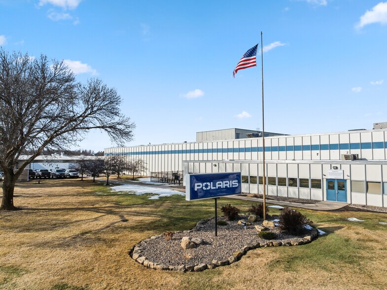 More Photos Of 805 Seminole Ave, Osceola Warehouse For Sale