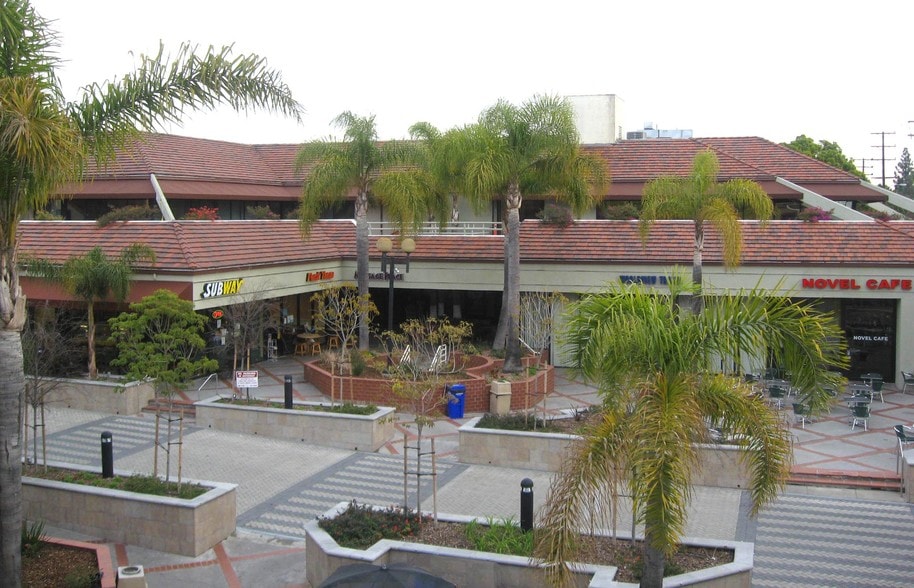 More Photos Of 2901 Ocean Park Blvd, Santa Monica Storefront Retail Office For Lease