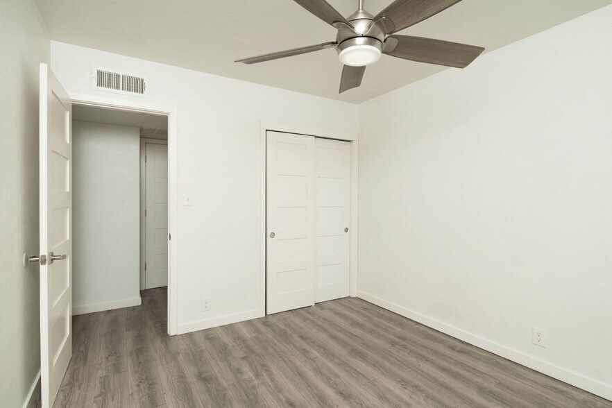 More Photos Of 1934 E Fairmount Ave, Phoenix Apartments For Sale