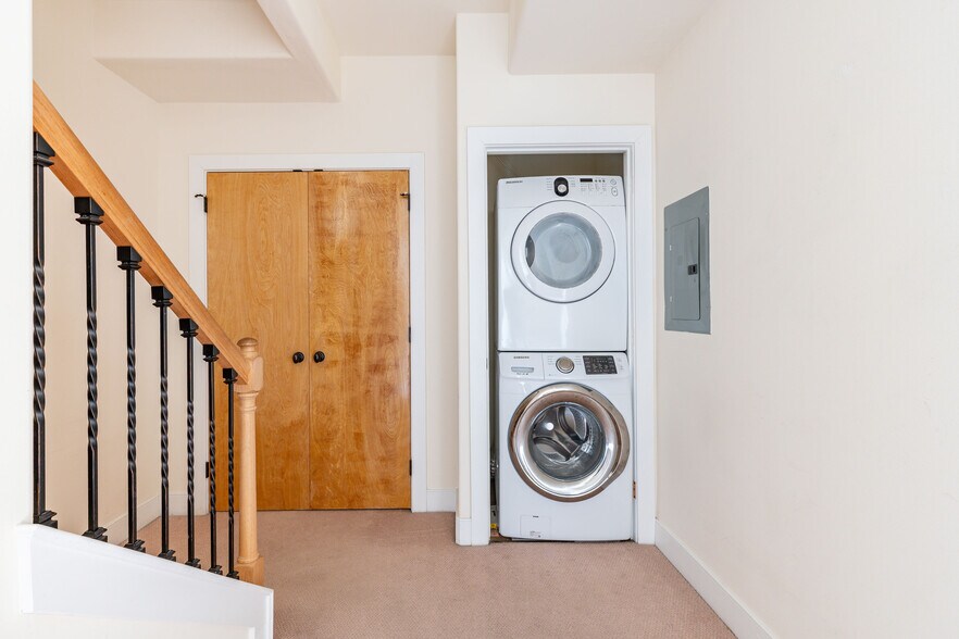 More Photos Of 4557 Manayunk Ave, Philadelphia Apartments For Sale
