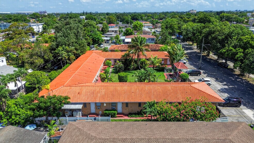 More Photos Of 140 SW 30th Ct, Miami Apartments For Sale