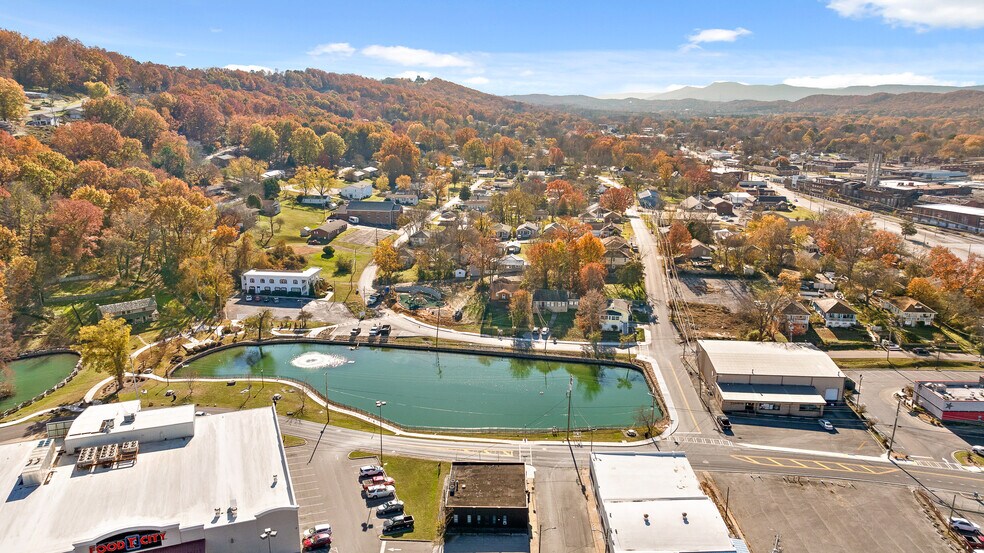 More Photos Of 118 Howard St, Rossville Medical For Sale