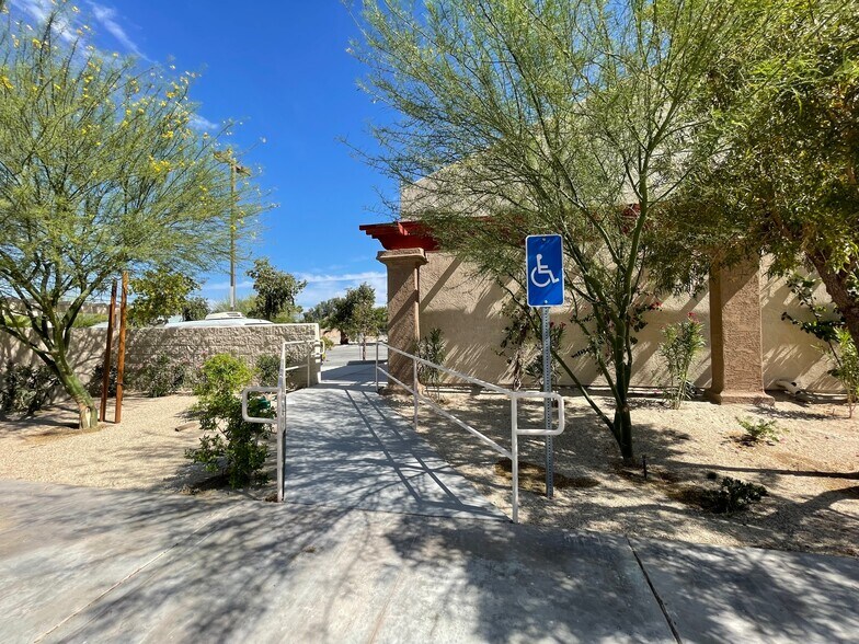 More Photos Of 32475 Date Palm Dr, Cathedral City Freestanding For Lease