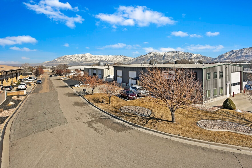 More Photos Of 3415-3425 S 1575 W, Ogden Warehouse For Lease