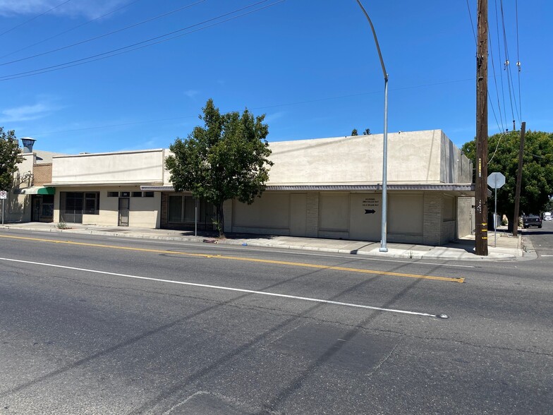 Primary Photo Of 222 N Wilson Way, Stockton Service For Lease