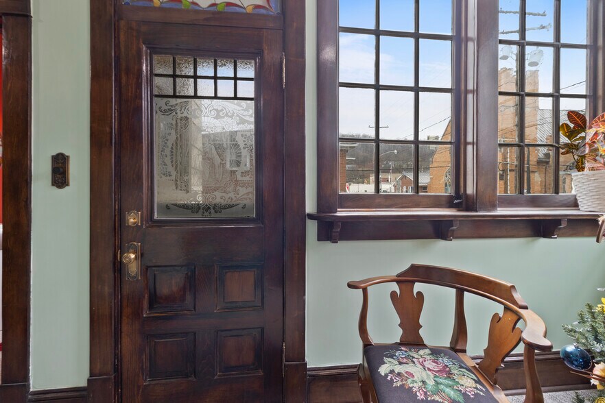 More Photos Of 306 Main Ave, Weston Office For Sale