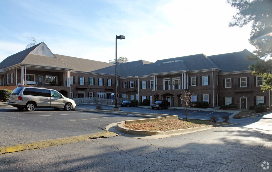 6385 Spalding Dr, Peachtree Corners, GA 30092 For Lease