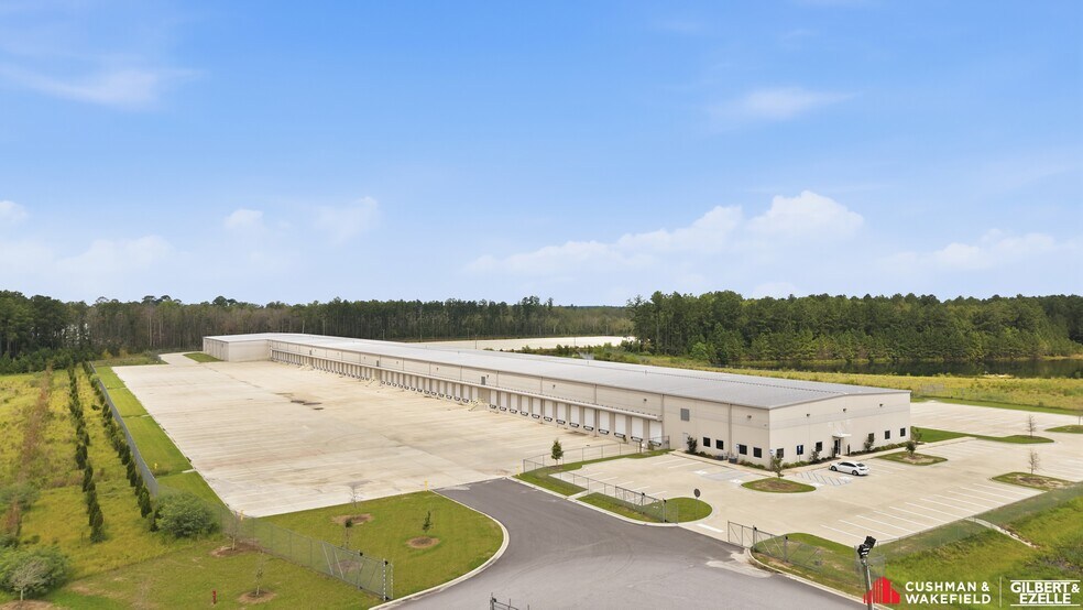 More Photos Of 421 Morgan Lakes Industrial blvd, Pooler Truck Terminal For Lease