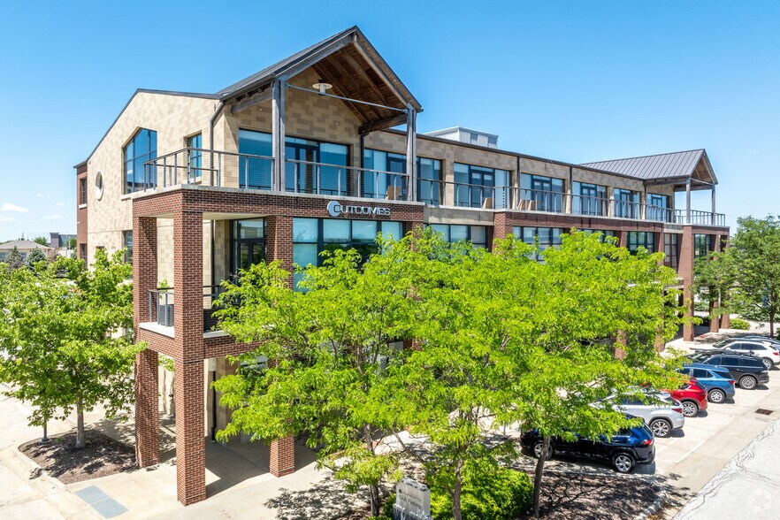 More Photos Of 505 Market St, West Des Moines Office For Lease