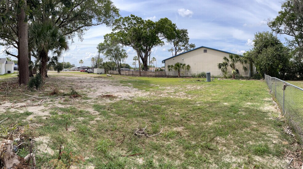 More Photos Of 1005 N Church Ave, Mulberry Medical For Lease