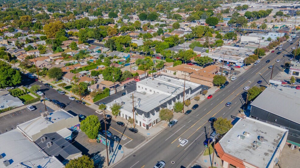 More Photos Of 203-215 N Victory Blvd, Burbank Office For Lease