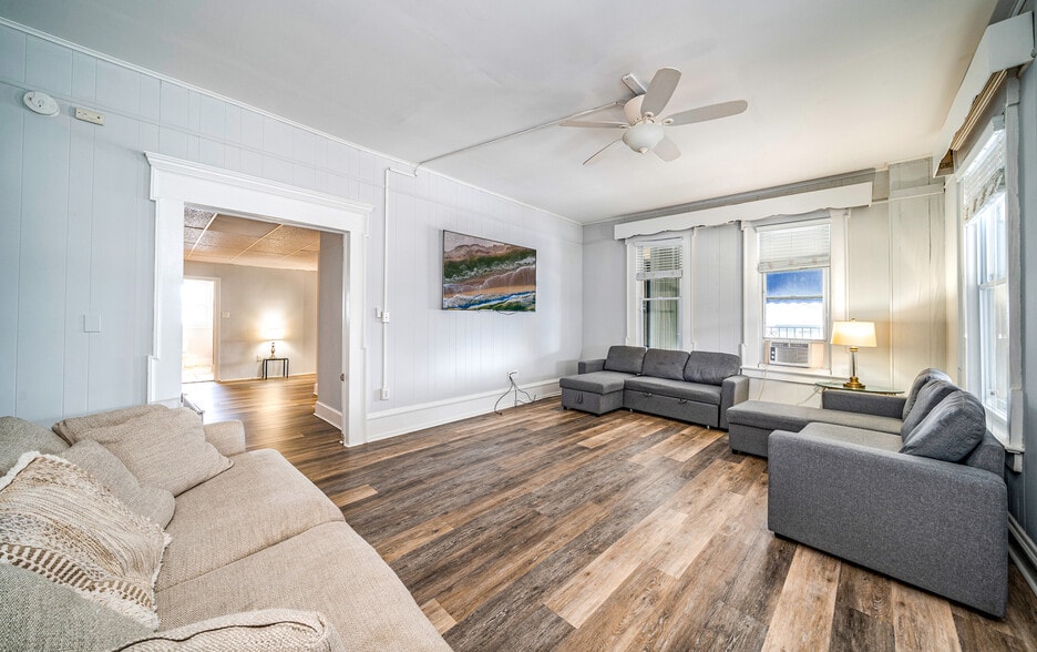 More Photos Of 617 E 8th St, Ocean City Hotel For Sale