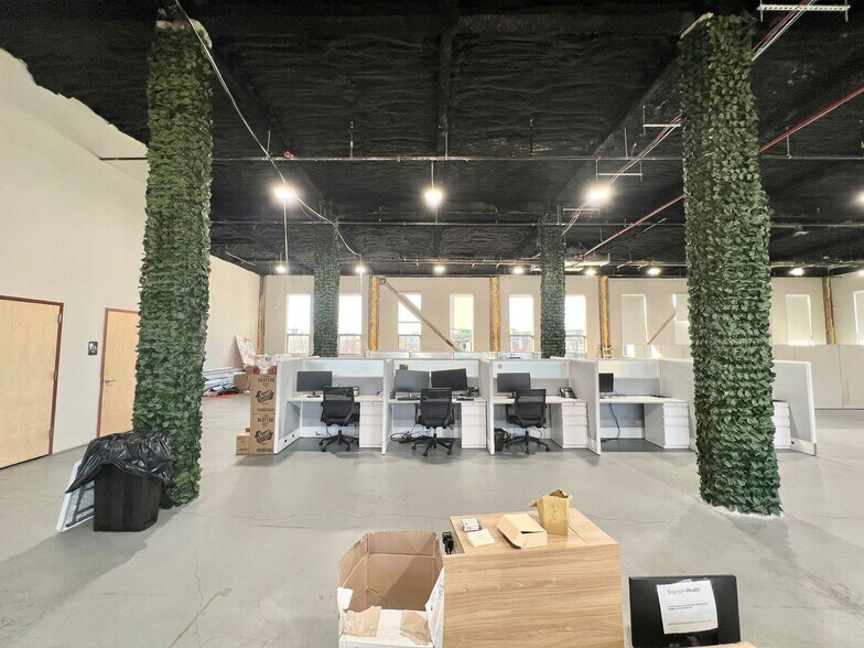More Photos Of 84 14th St, Brooklyn Office For Lease