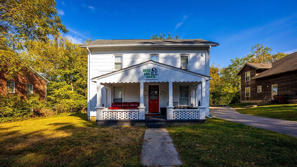 Primary Photo Of 215 N College Ave, Oxford Apartments For Sale