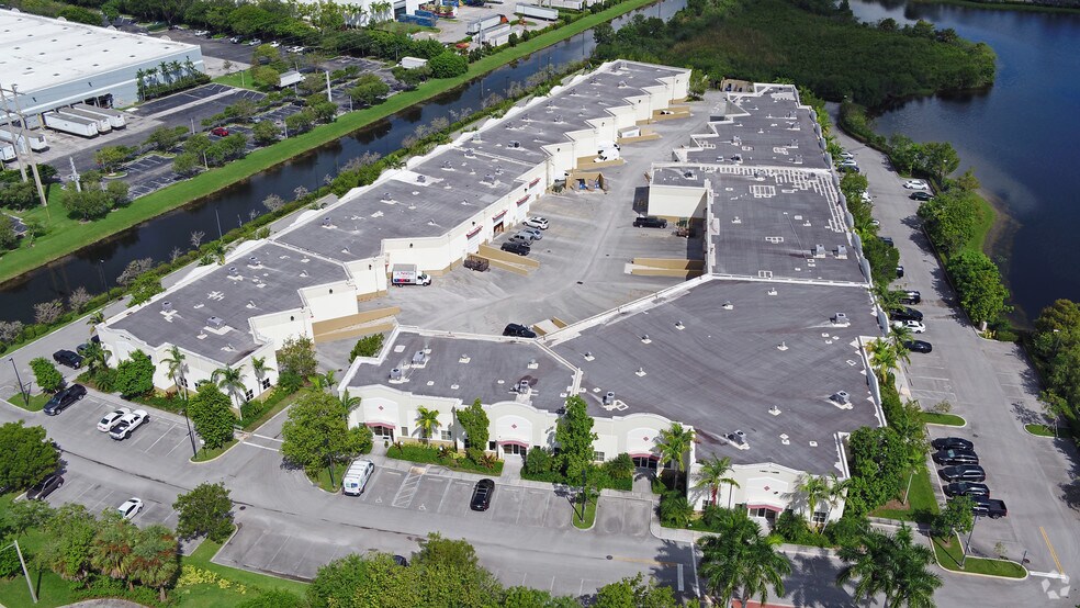 More Photos Of 14001-14099 NW 8th St, Sunrise Flex For Lease
