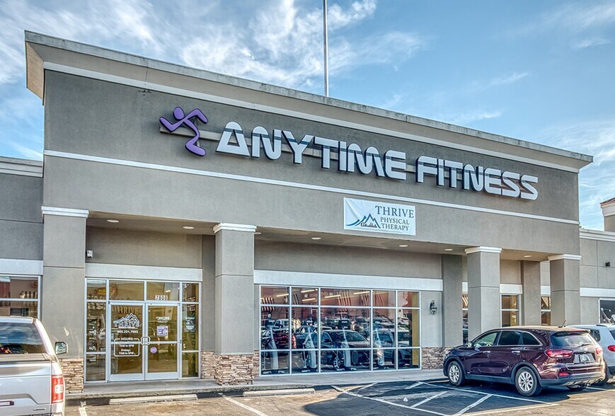 More Photos Of 7804-7808 Montvue Center Way, Knoxville General Retail For Sale