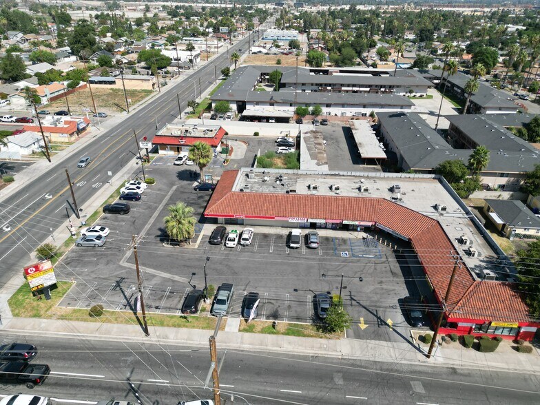 More Photos Of 1292 W Mill St, San Bernardino General Retail For Sale