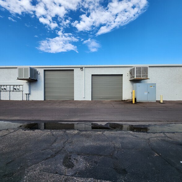 More Photos Of 456 E Juanita Ave, Mesa Warehouse For Lease